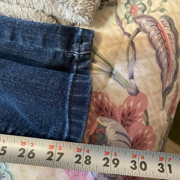 Lee Perfect Fit Jeans 6s - Picture 8 of 9